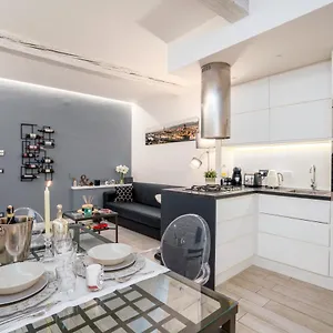 Dependance Machiavelli - And Wine Apartment Florence